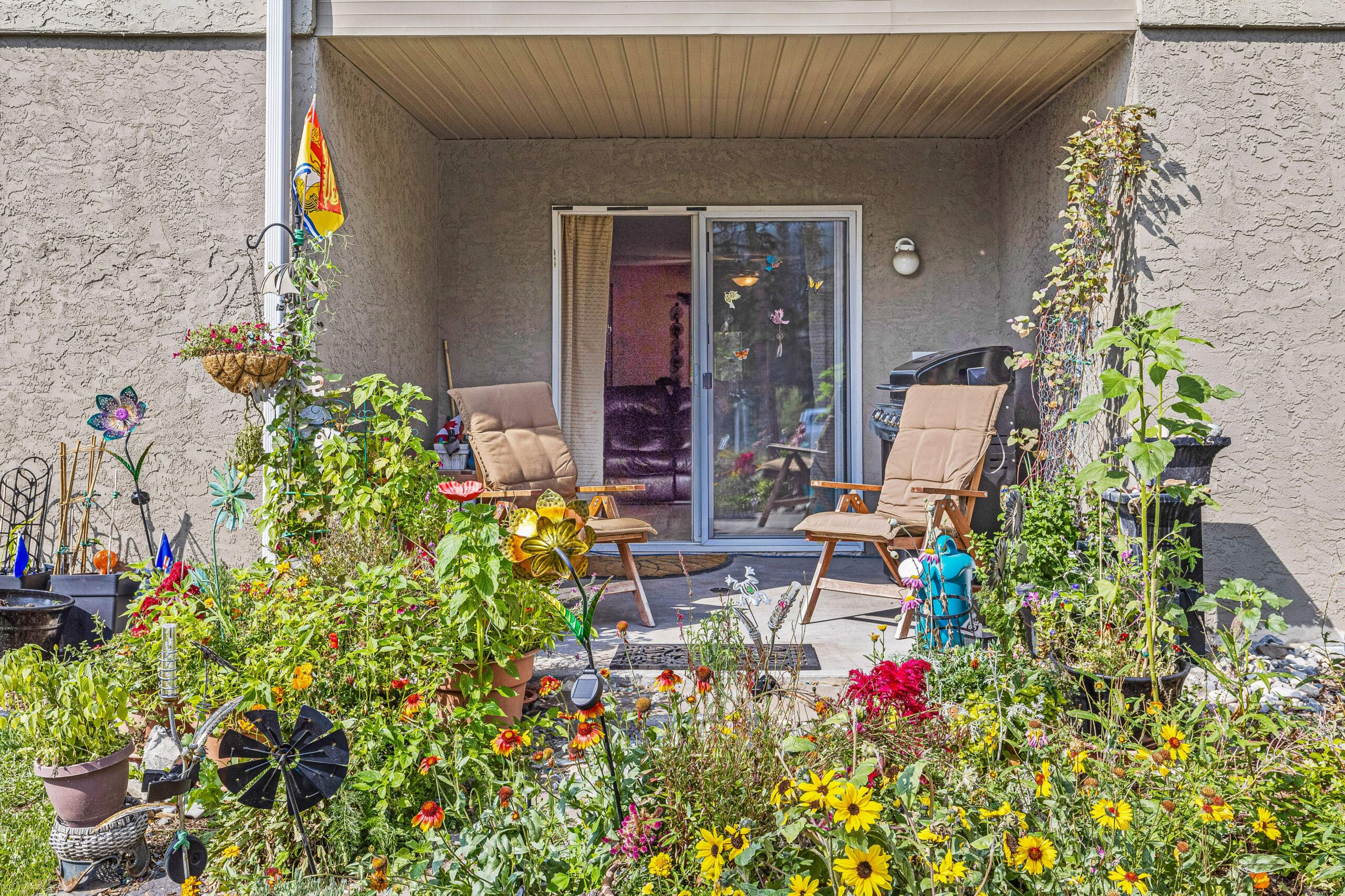 115 Elk Run Blvd Canmore AB - Image 3