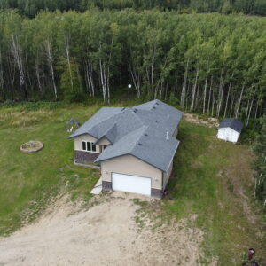 Acreage on 11 acres in County of Ponoka